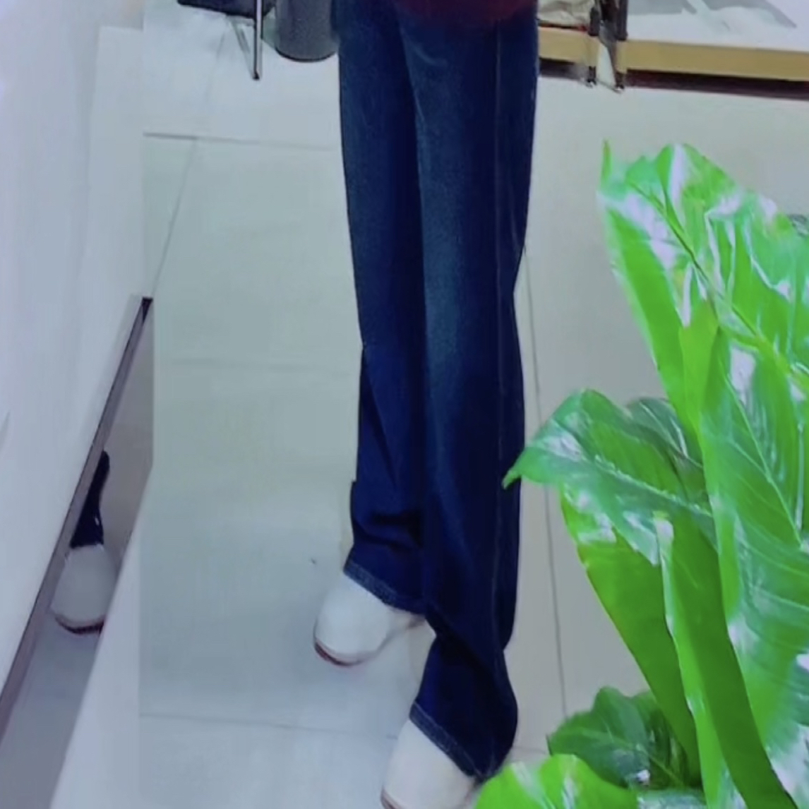 2025冬季—高腰显瘦加绒弹力窄版直筒阔腿拖地牛仔裤