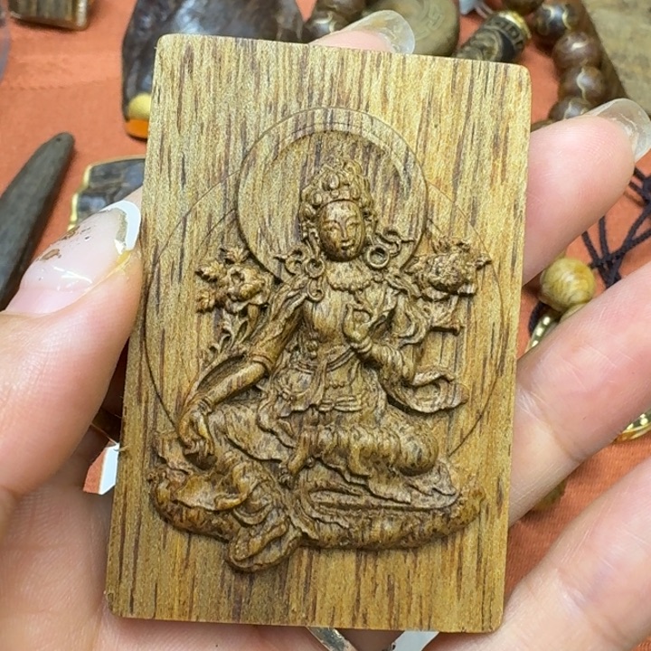 大叶紫檀（黑酸枝木类）