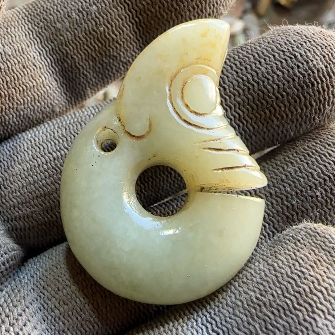 和田玉（糖玉）未镶嵌挂件