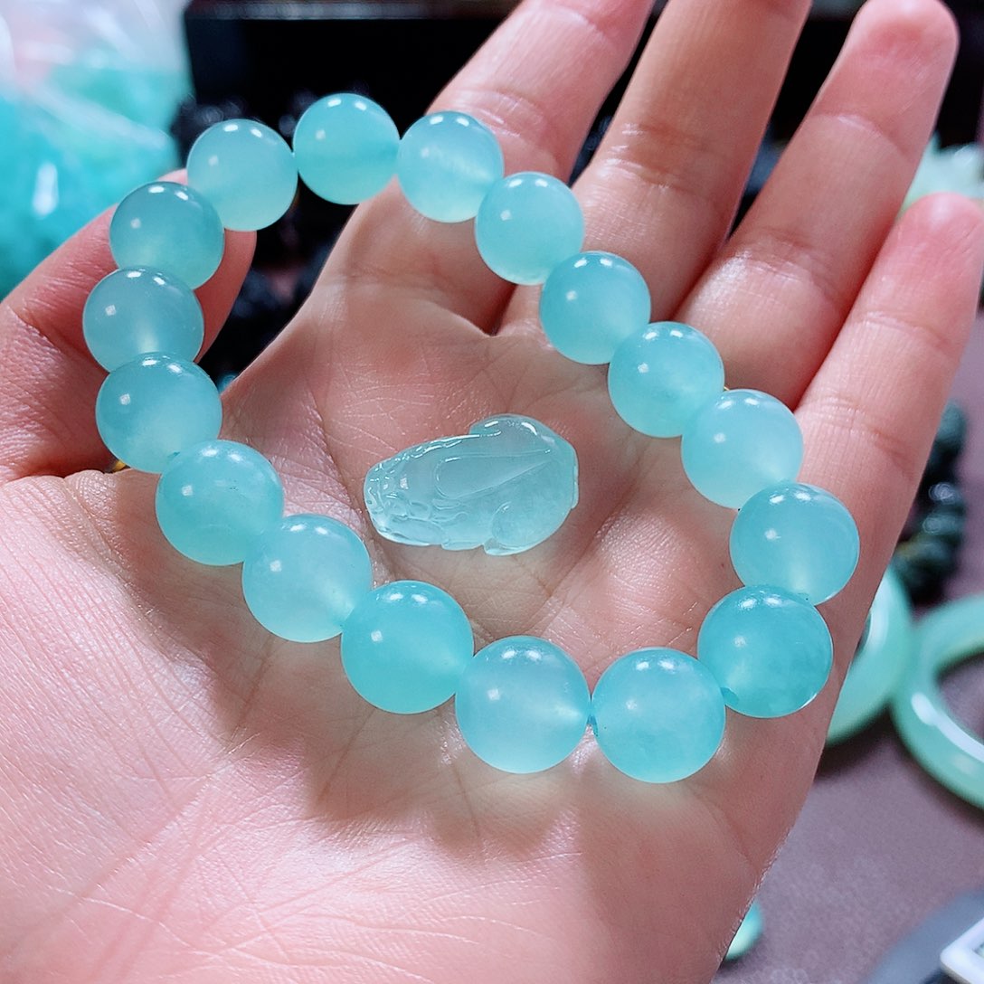 蛇纹石玉未镶嵌手串达****达