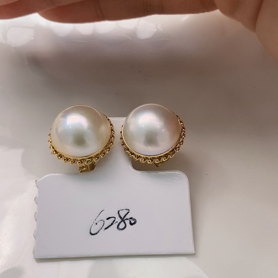 18K金镶嵌敏姐专拍日本原装极光马贝耳饰拼合珍珠（马贝珠）