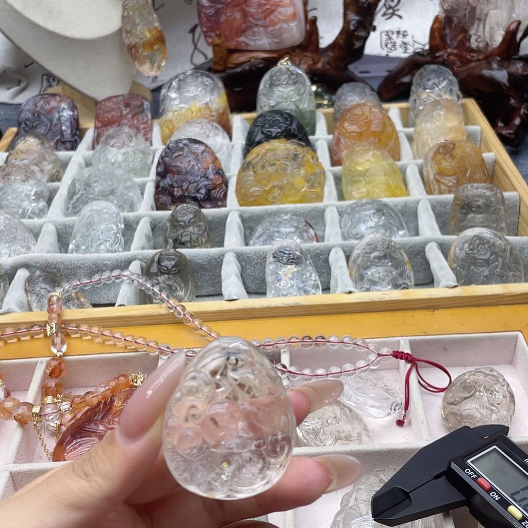 颈饰未镶嵌水晶天然