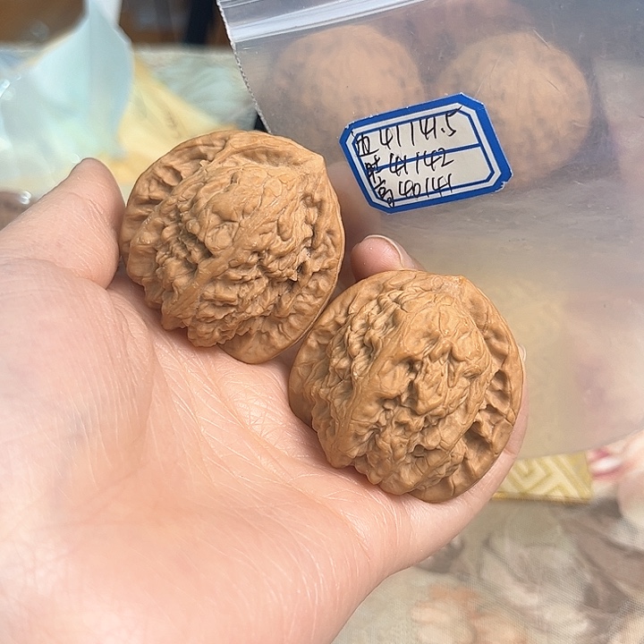 文玩核桃把件蚂蚁沟