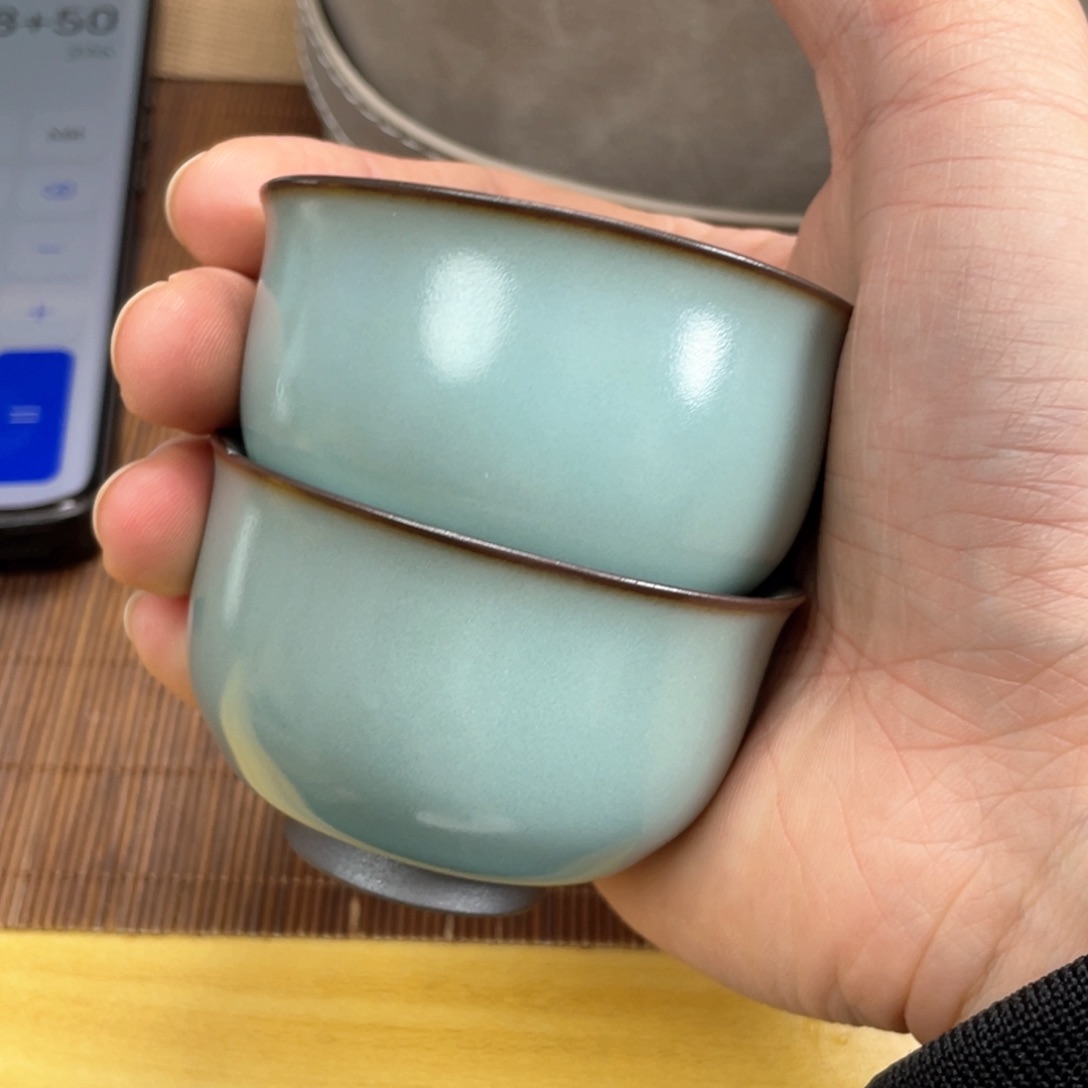 瓷片。。。。。。。。。。。。。。。