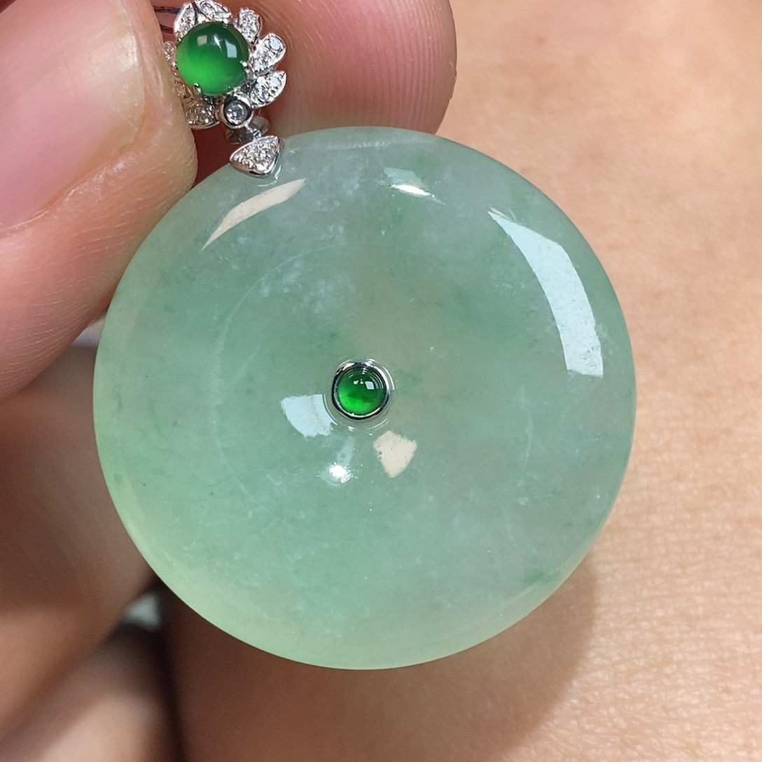 翡翠颈饰18K金镶嵌平安