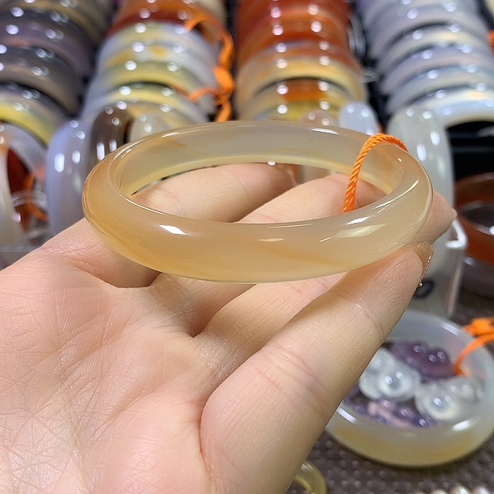 玛瑙/玉髓未镶嵌手镯