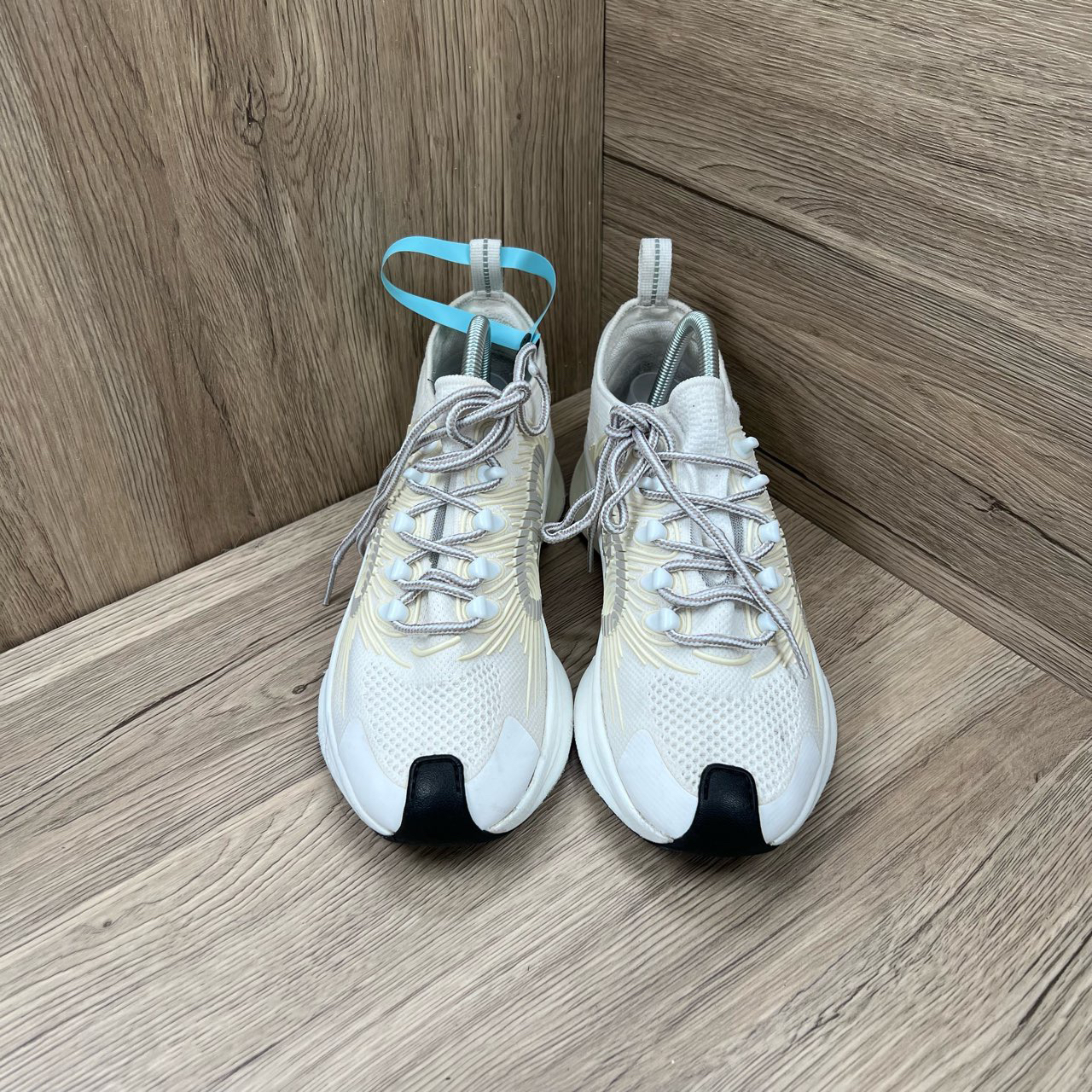 Gucci 古驰 白色双Glogo跑步运动鞋 41.5码/95新/无配件