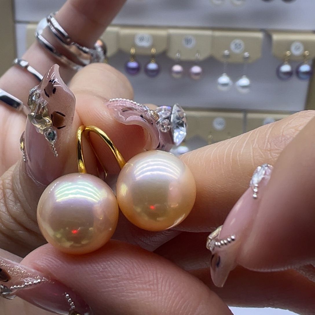 淡水珍珠耳饰未镶嵌