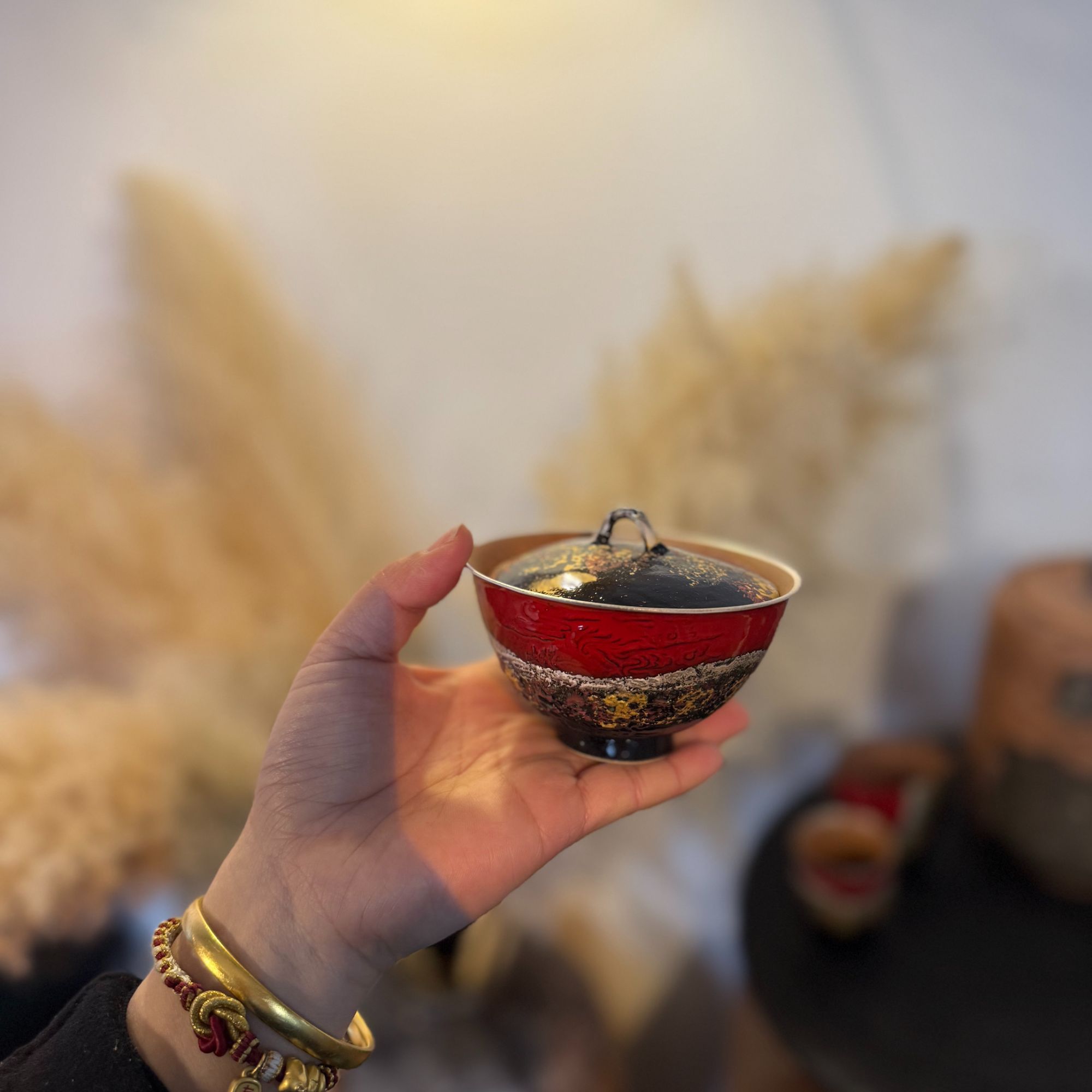 G2901-慢山何赋森联名染红落霞彩二才盖碗140cc