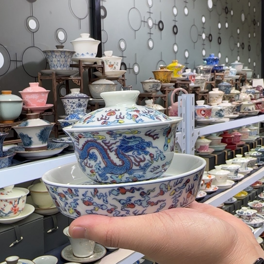 高温下的高温天气使人