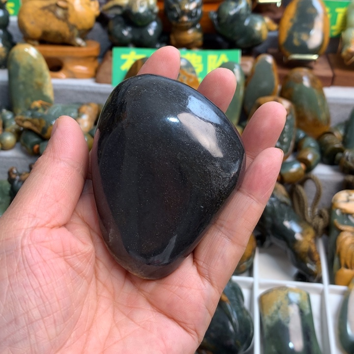 岫岩河磨玉（透闪石质玉）手把件未镶嵌