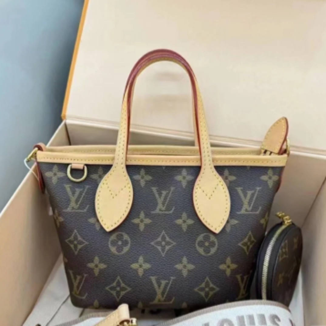 99新 LouisVuitton/路易威登 neverfull老花bb芯片款单肩包/13112