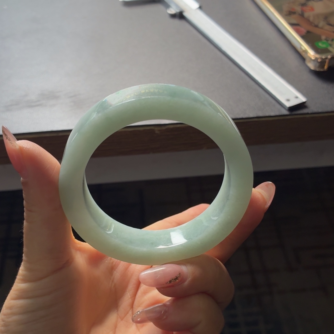 爱****定制翡翠未镶嵌翡翠