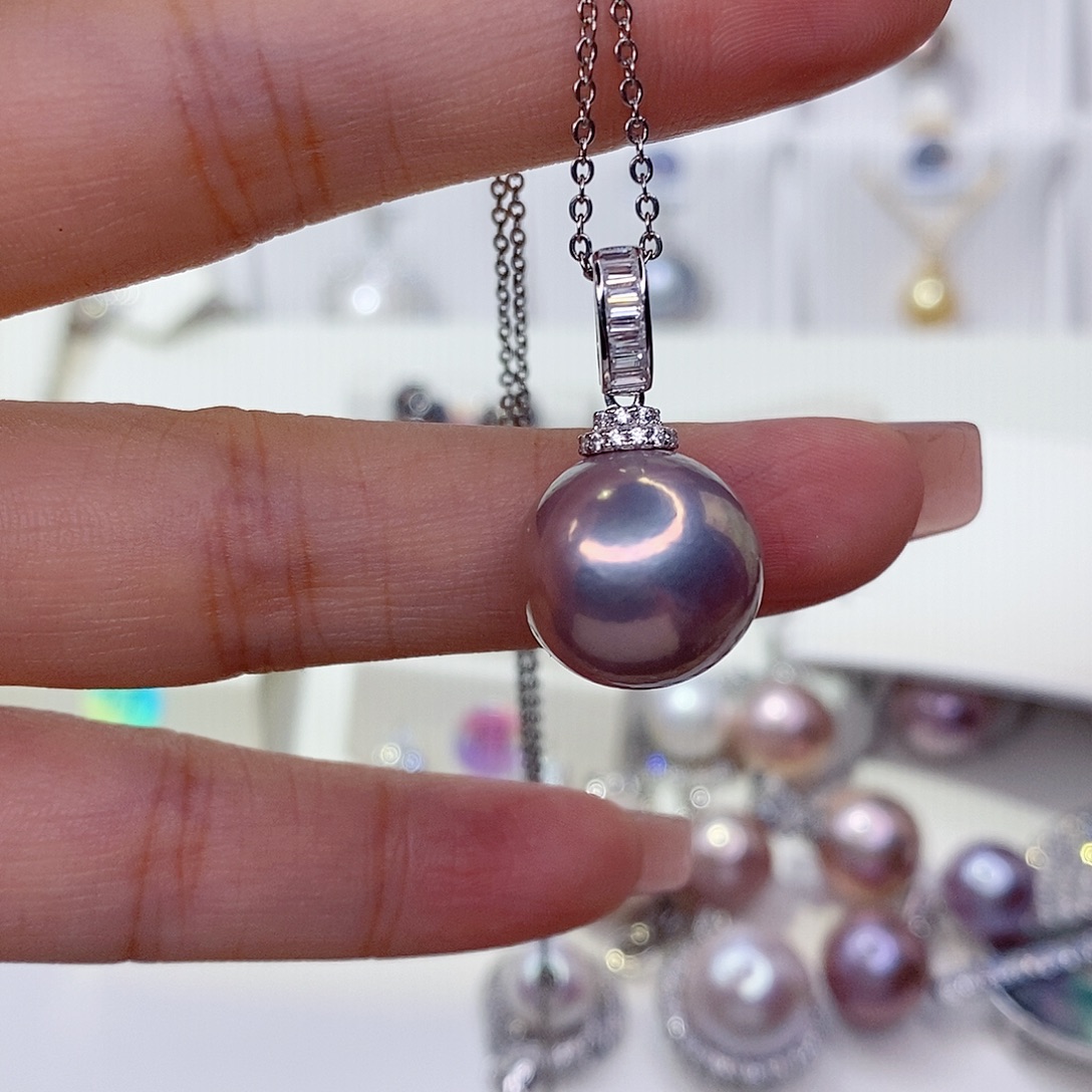 是****银S925镶嵌淡水珍珠吊坠(赠链)