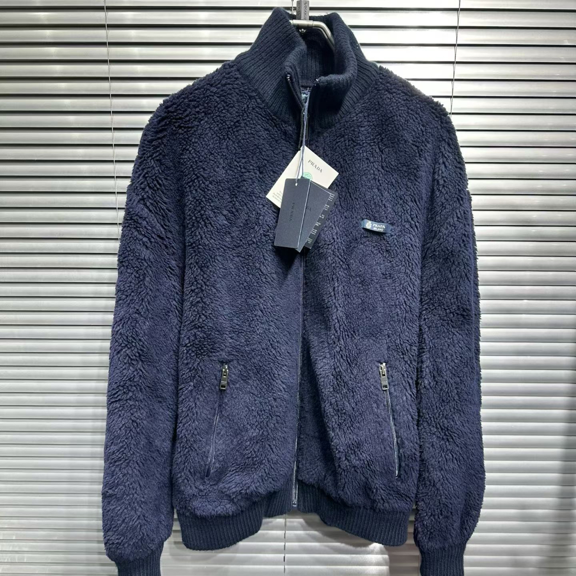 未使用 Prada/普拉达 26ss胸前缝标海军蓝夹克os s码