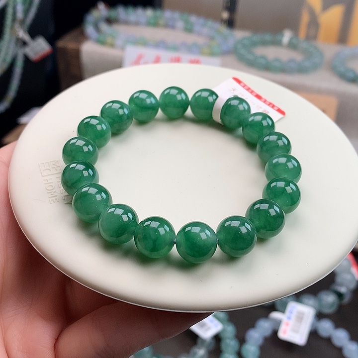 翡翠未镶嵌手链冰正阳绿，精品