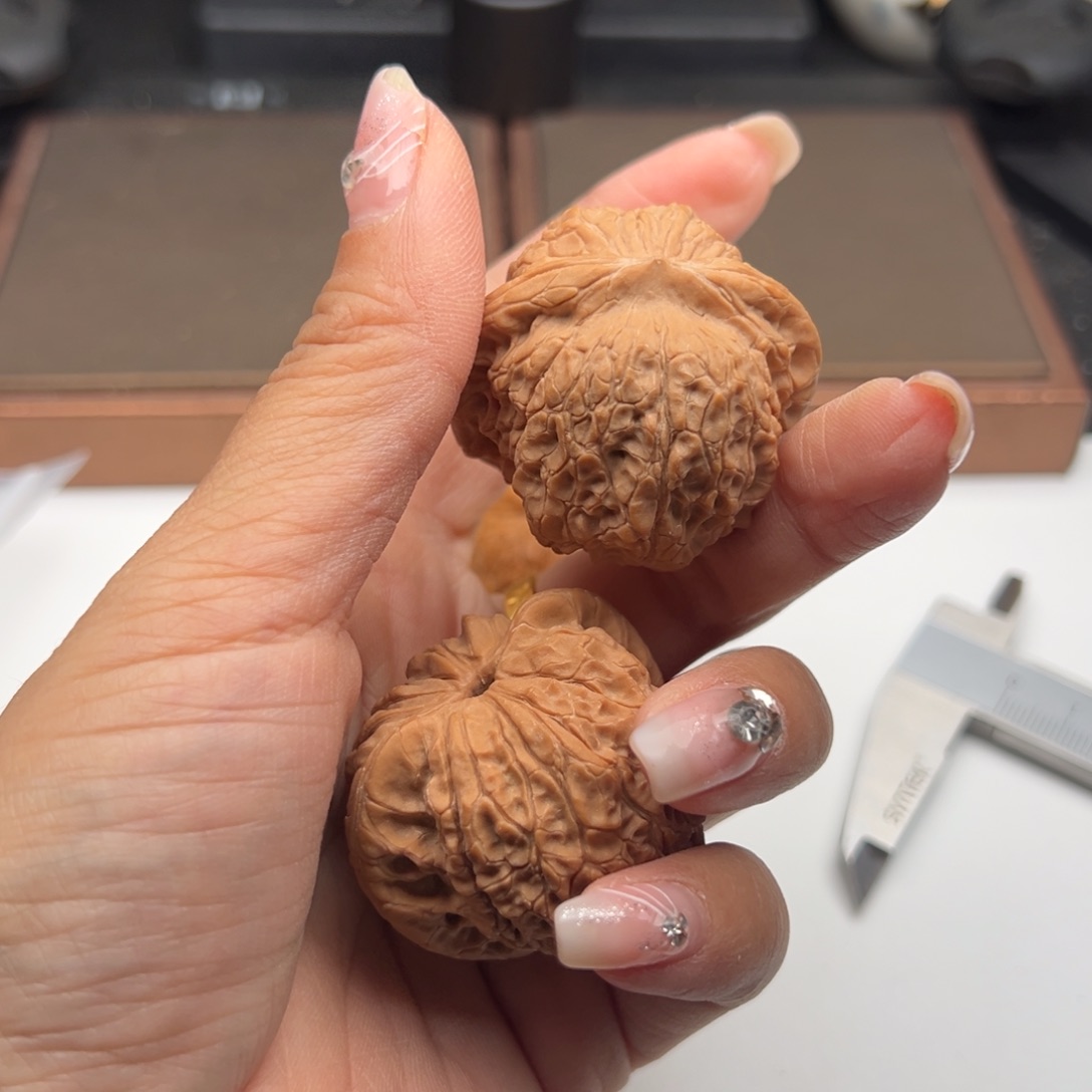 文玩核桃把件?****?血麒麟41