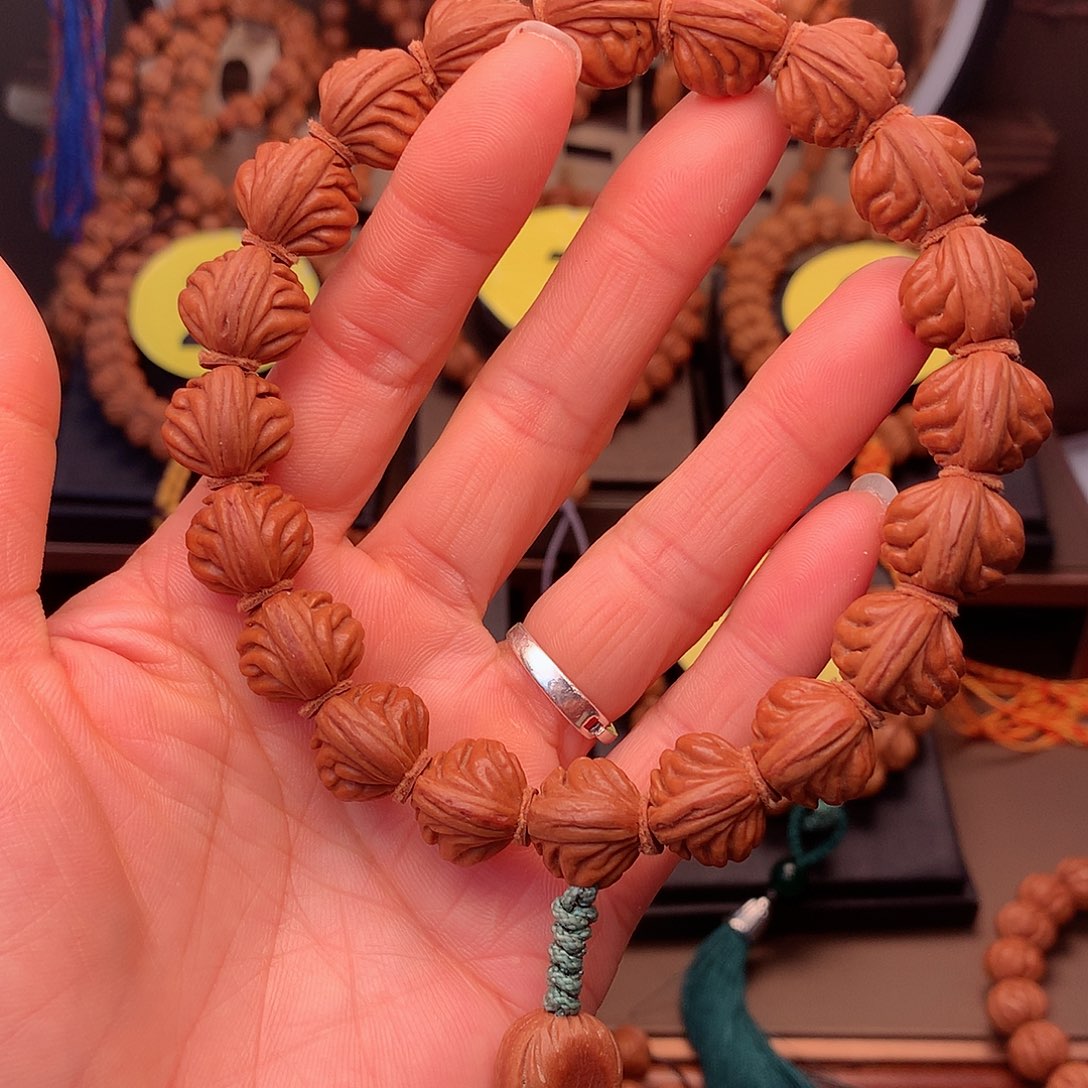 桃核手串过***1野生红魔15