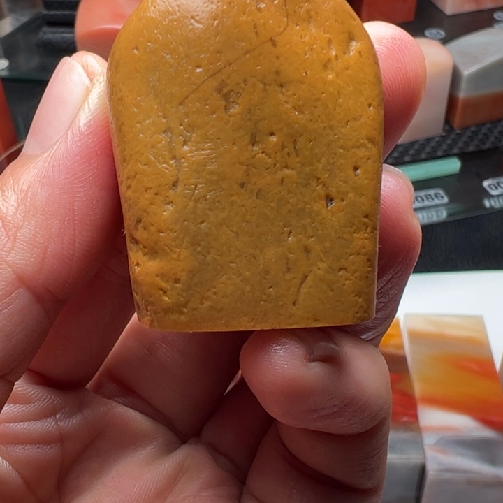 老挝石在这样一个人