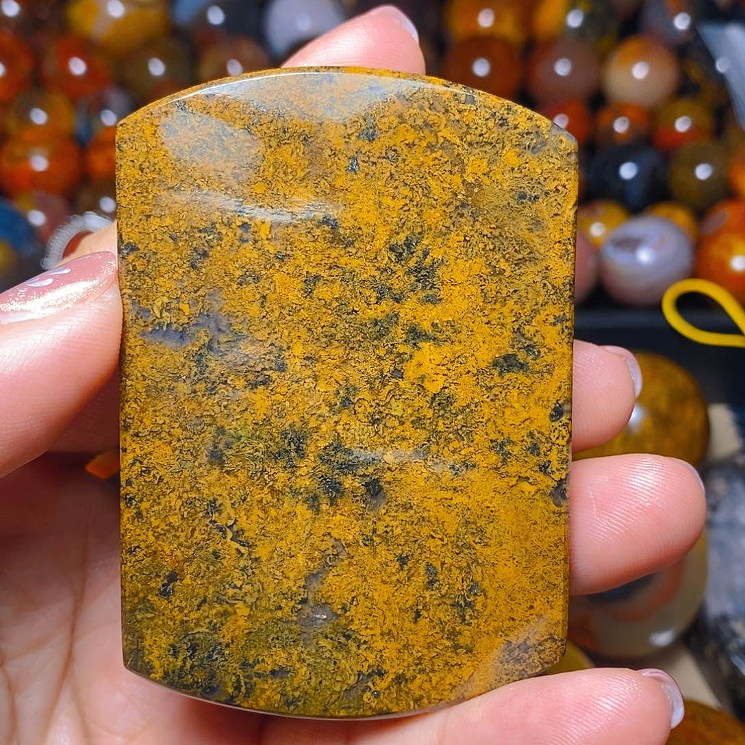 未镶嵌颈饰玛瑙/玉髓