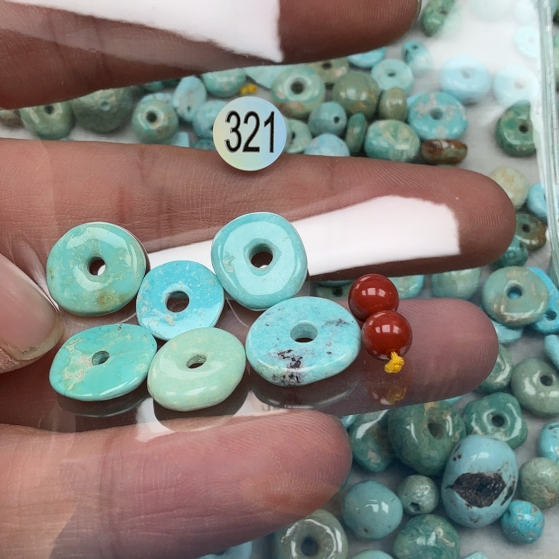 南红玛瑙未镶嵌珠宝奇石