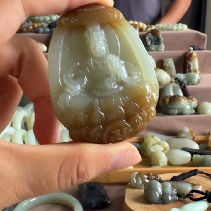 手链未镶嵌和田玉（糖玉）
