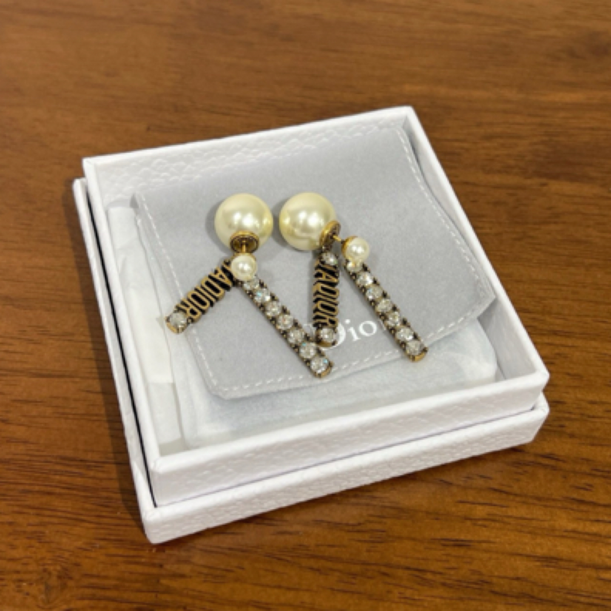 99新 DIOR/迪奥 珍珠水晶字母吊坠耳钉