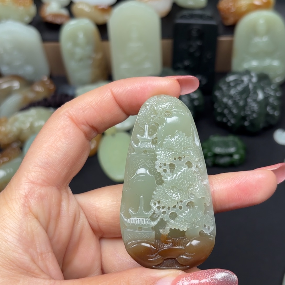 和田玉颈饰未镶嵌