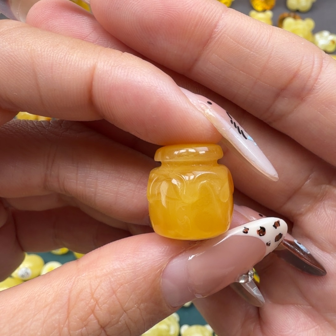 琥珀未镶嵌裸石蜜蜡
