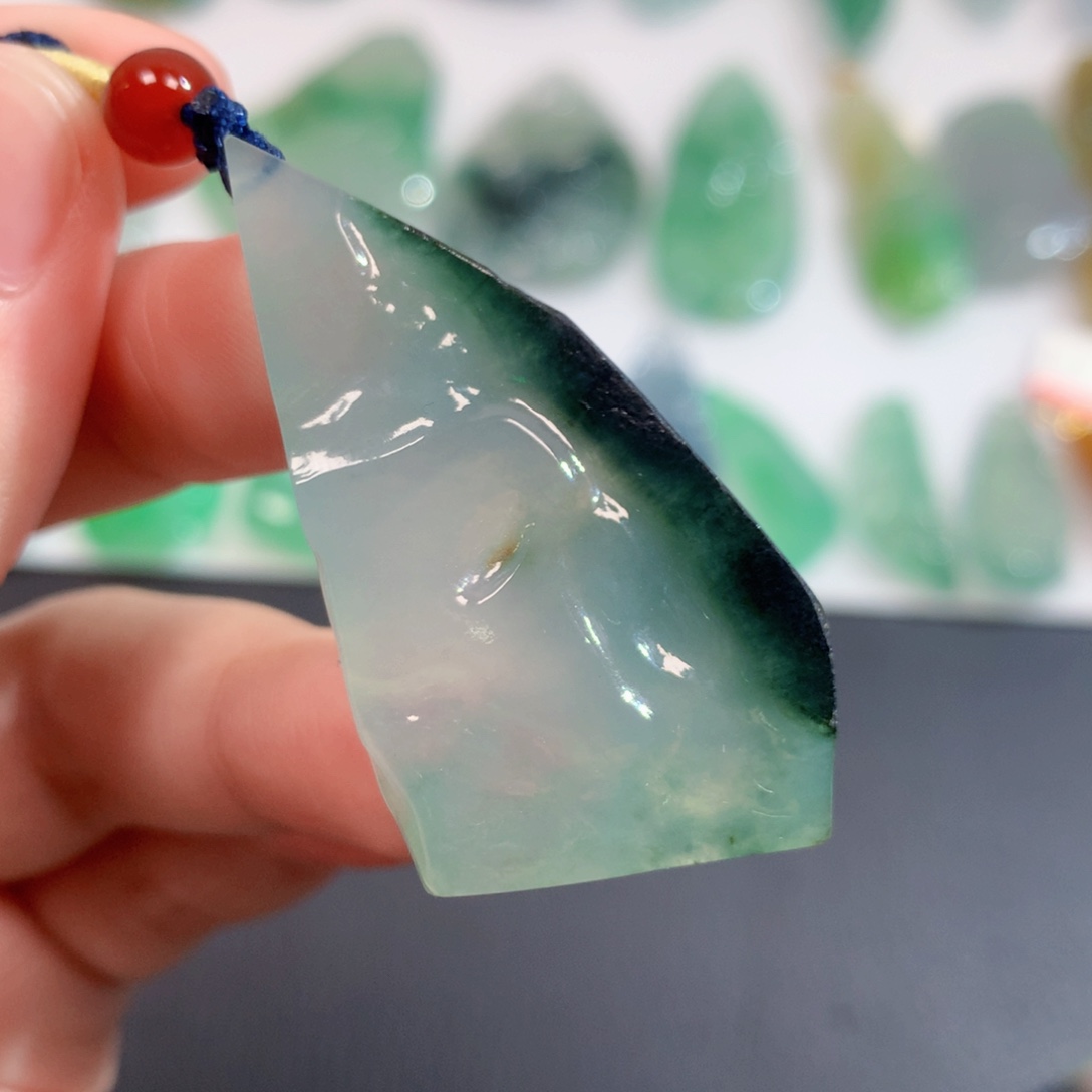 翡翠未镶嵌吊坠(不含链)