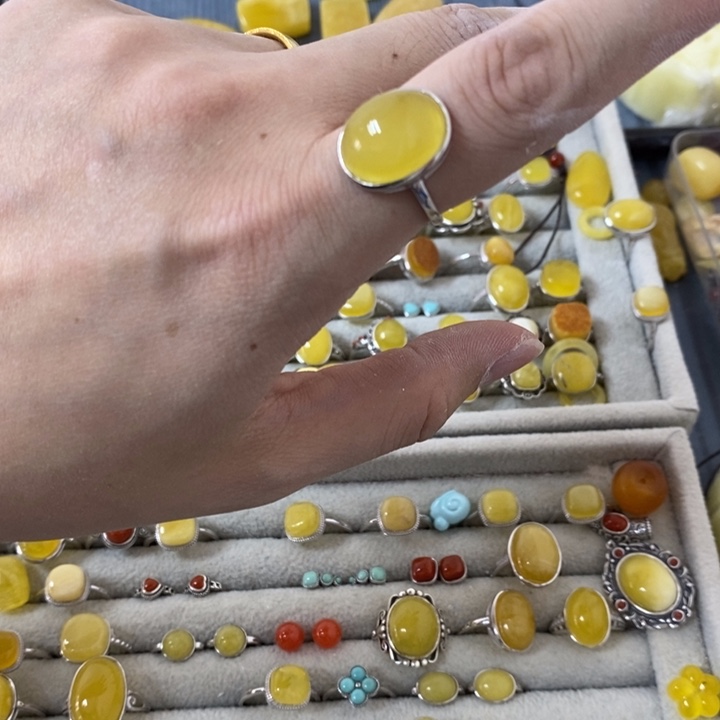 蜜蜡裸石银S925镶嵌戒指