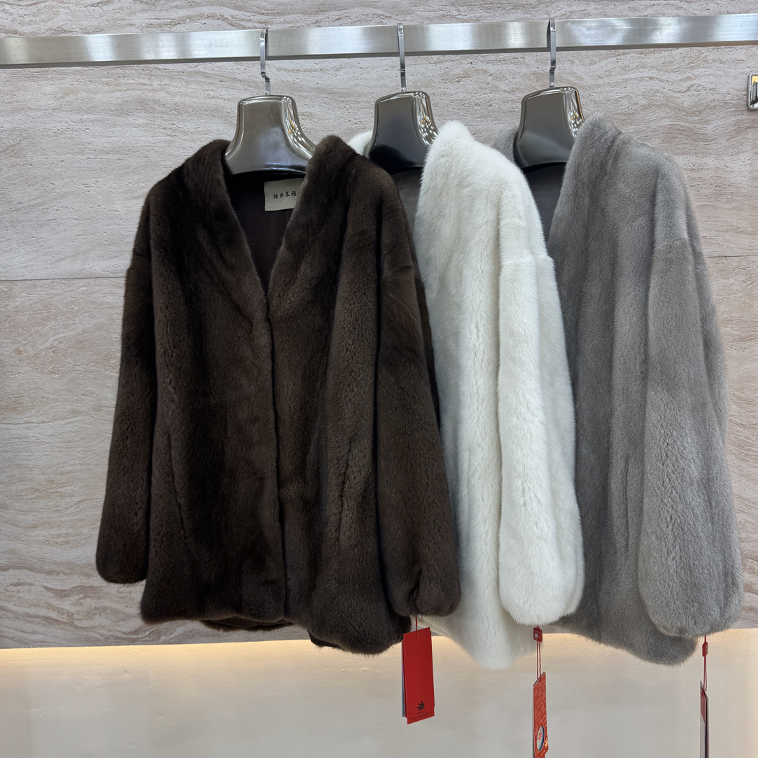 【佑熙慕雅】解放天性  V领时尚女士水貂整貂皮草