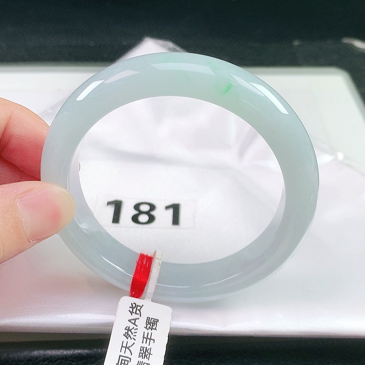 未镶嵌手镯翡翠181