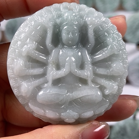 翡翠颈饰未镶嵌山水牌千手观音福利翡翠福利两面工