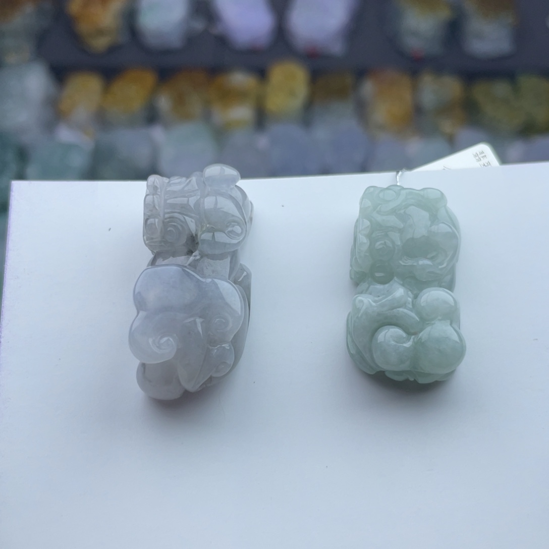 翡翠颈饰未镶嵌s***s貔貅