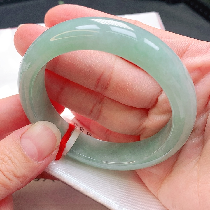 翡翠手镯未镶嵌轮胎56