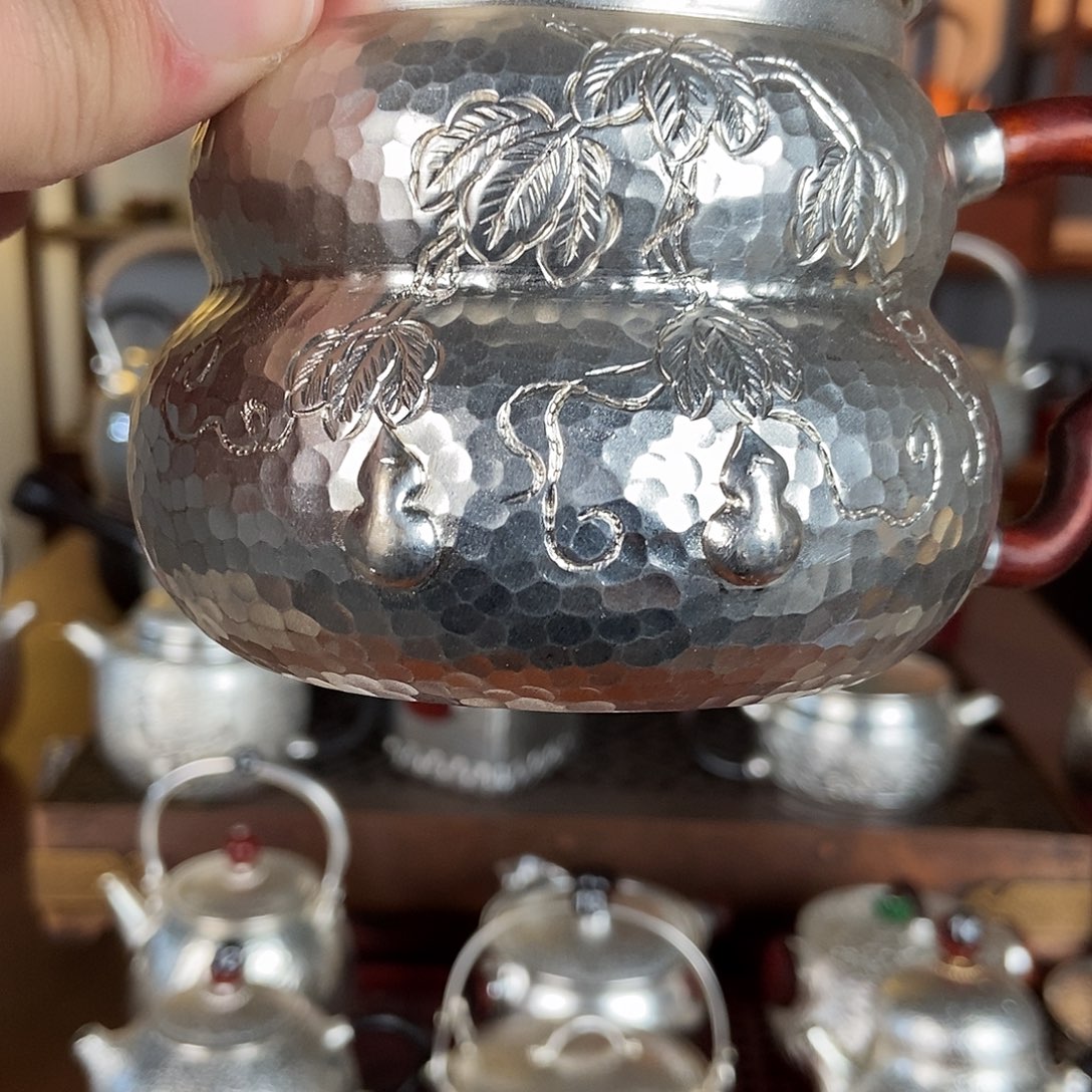 智***得纯手工制作茶壶铜底银衣壶