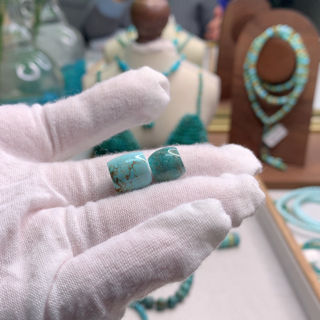 绿松石未镶嵌饰品