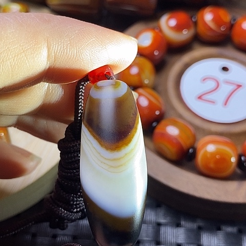 未镶嵌颈饰玛瑙/玉髓6