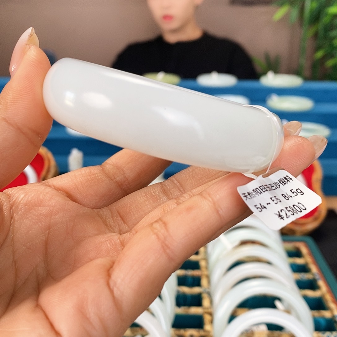 未镶嵌手镯和田玉2128