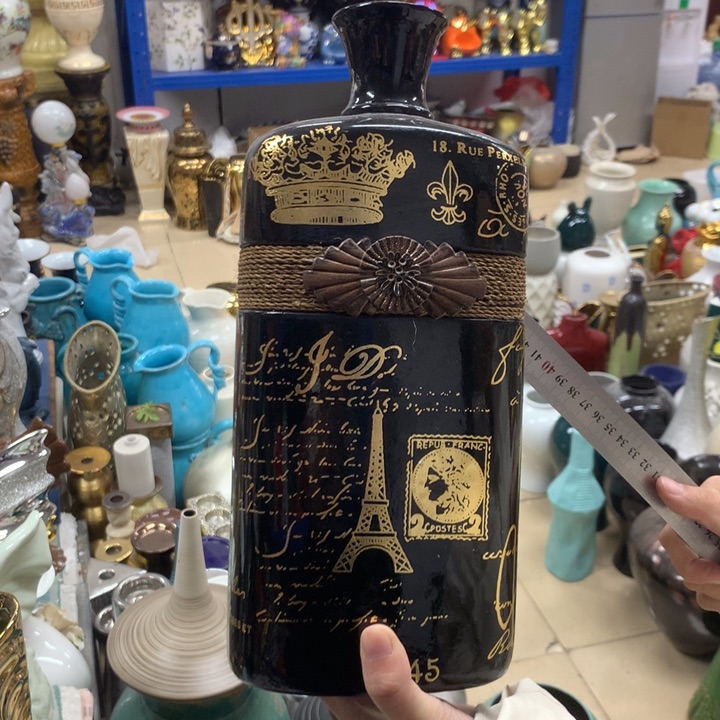 摆件陶瓷。。。。。。。