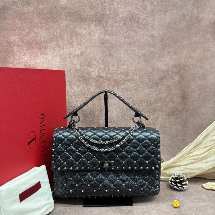 95新/华伦天奴/C18671117973/[251223CZ02]