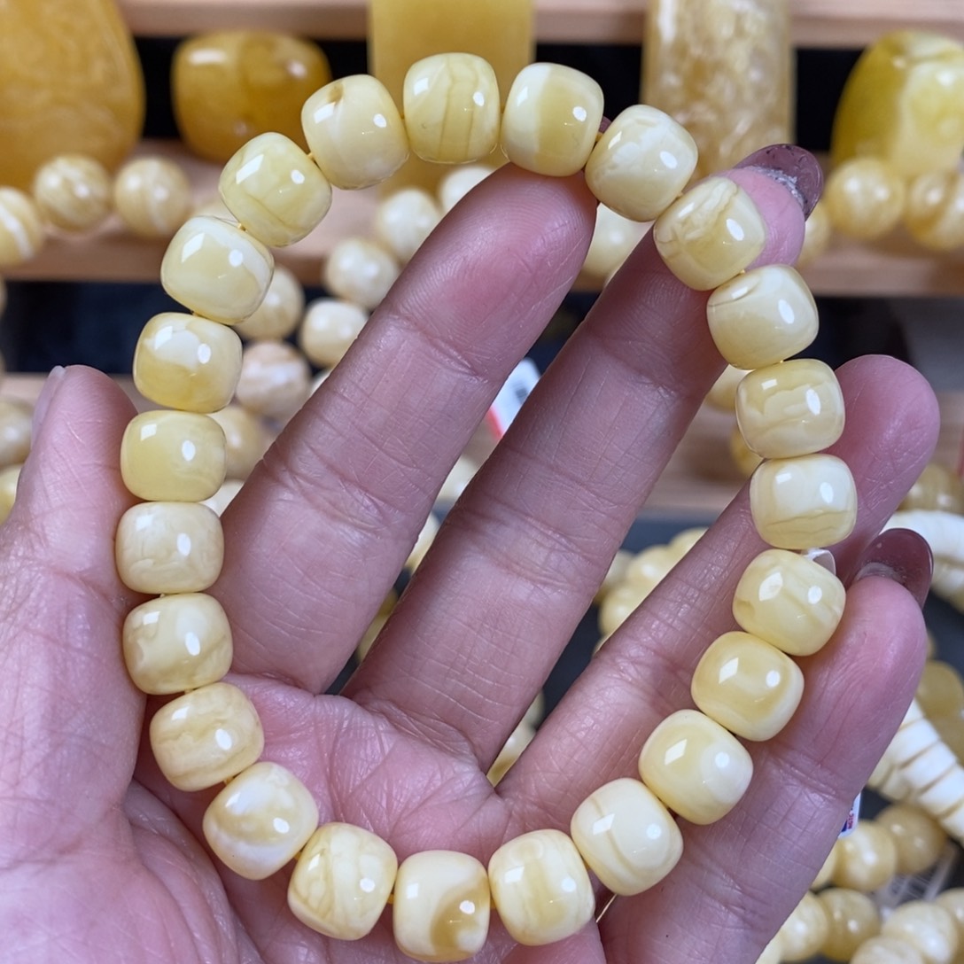 蜜蜡裸石未镶嵌10➕满白花