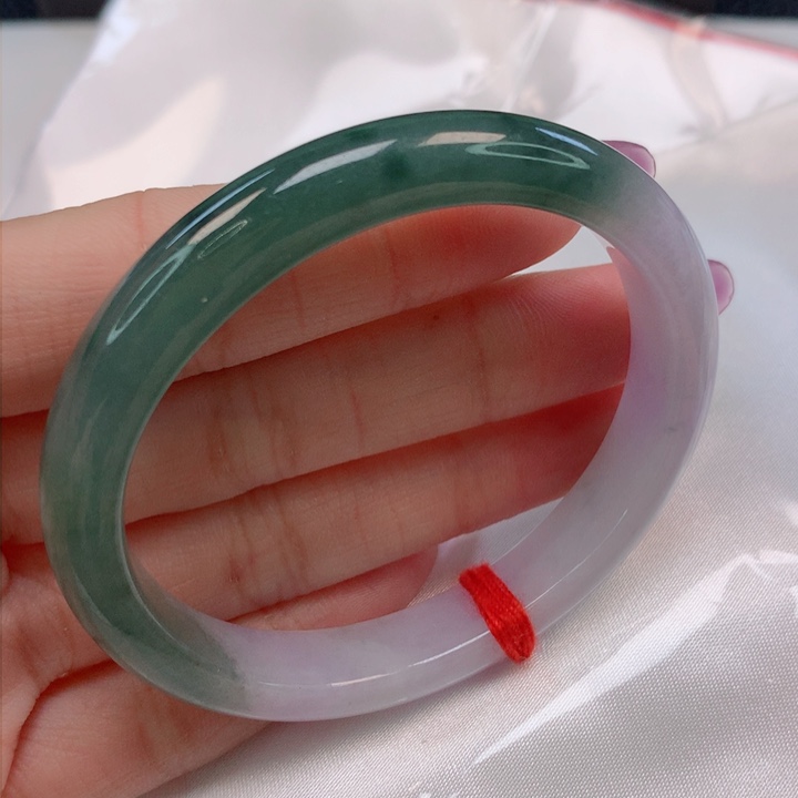 翡翠手镯（贵妃镯）未镶嵌