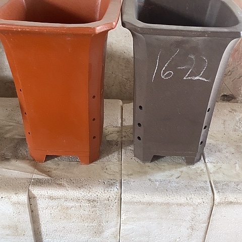 紫砂中国宜兴紫砂花盆＂