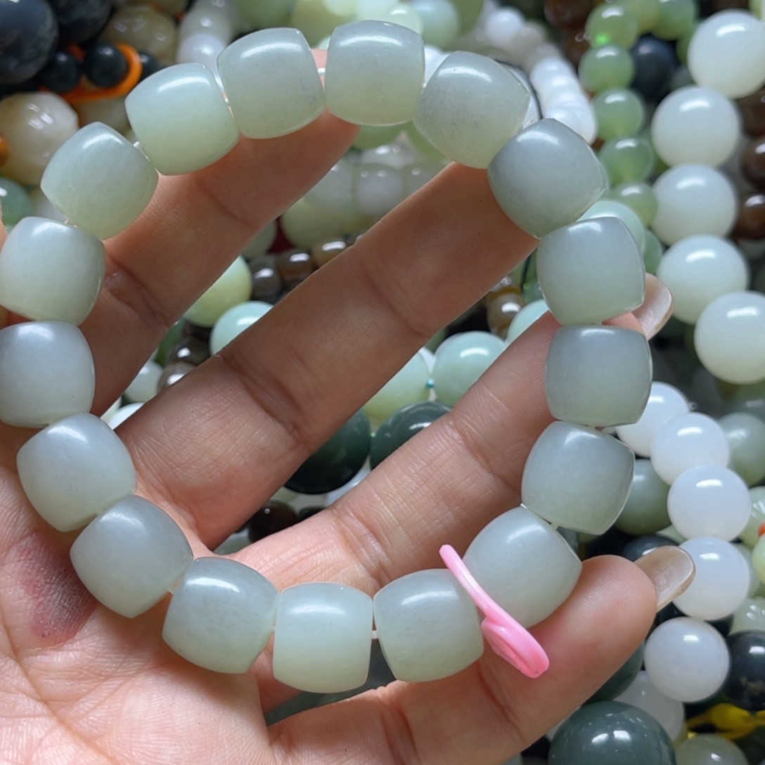 和田玉手链未镶嵌