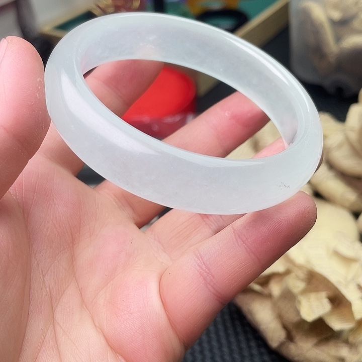 翡翠颈饰未镶嵌64啊啊