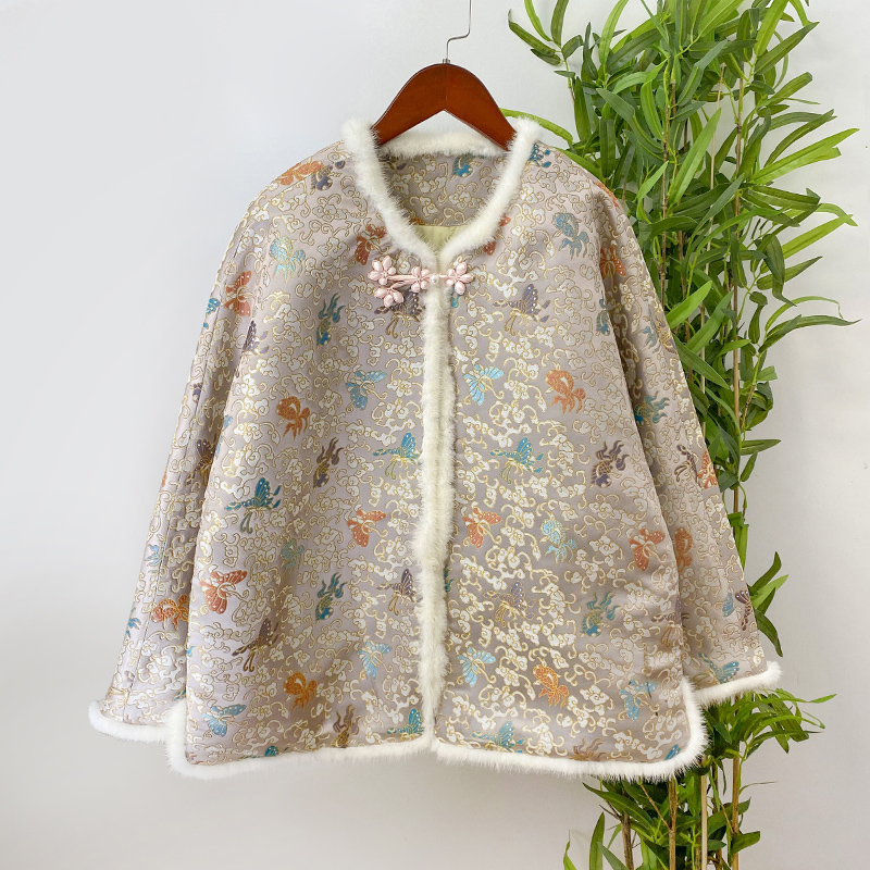 【金鱼闹彩蝶】复古新中式加厚加绒圆领冬季保暖桑蚕丝女士宋锦外套