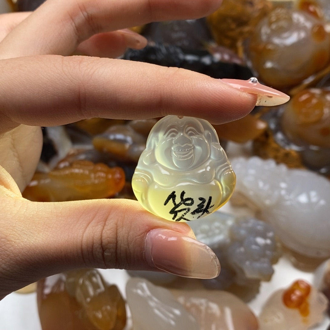 玛瑙/玉髓未镶嵌颈饰