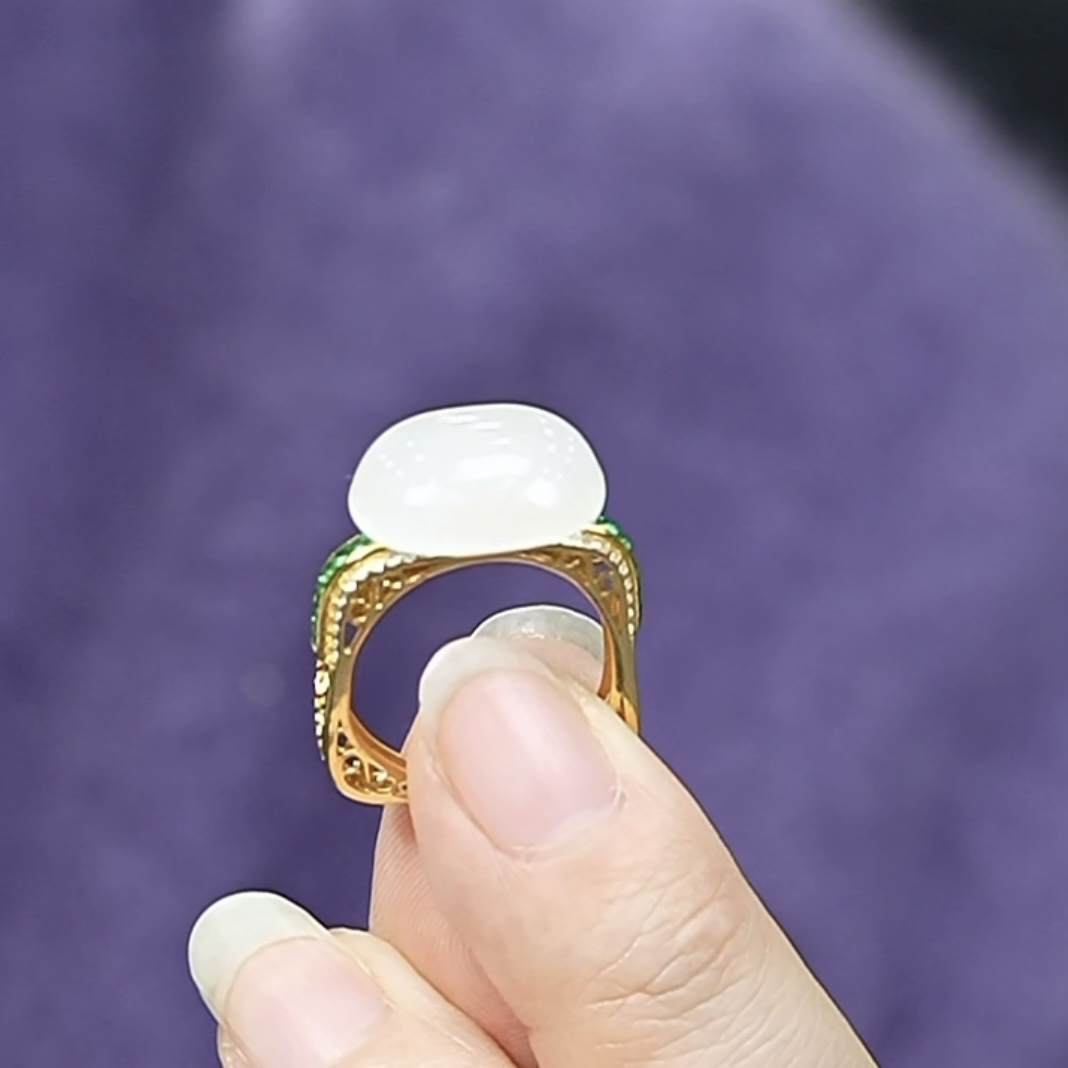 <麟瑞珠宝>天然和田玉白玉方戒指简约设计款戒指（多样性发其一）